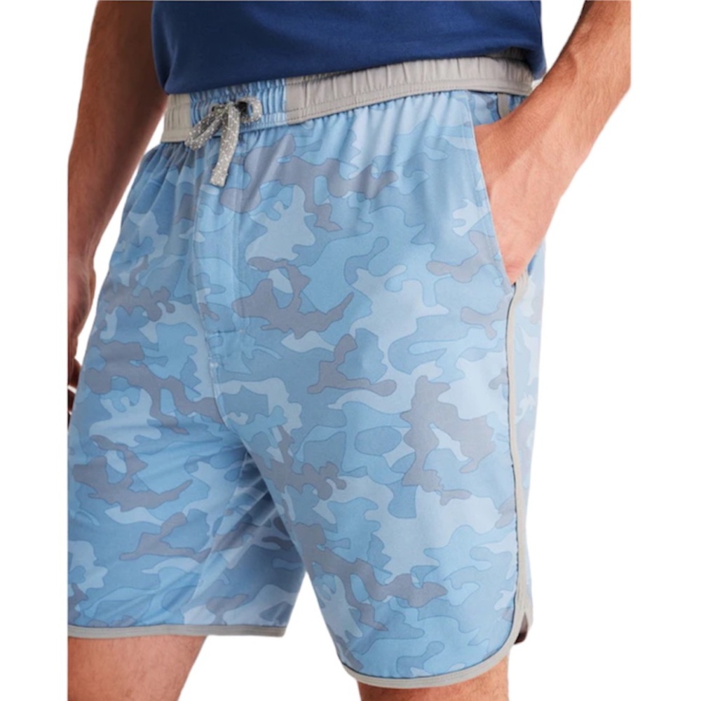JOHNNIE-O Rush Camo Performance Shorts in Lake XXL